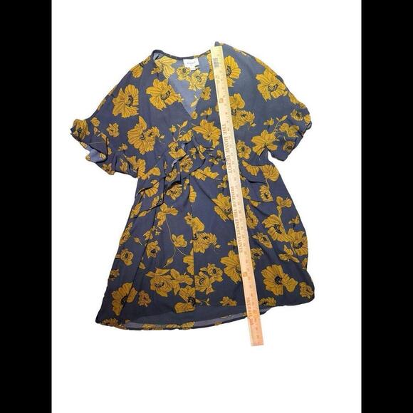 Everly Gray and Gold  Floral Summer Wedding Guest Ruffle Mini Dress - Picture 2 of 2